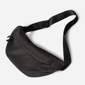 EVERLANE THE RENEW TRANSIT FANNY PACK BLACK NEW
